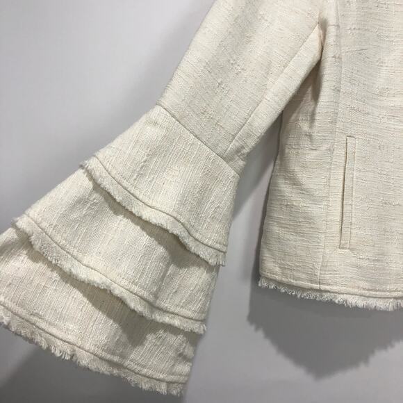 Banana Republic Tweed Frayed Ruffle Sleeve Blazer Ivory  Size 8 - Picture 2 of 8
